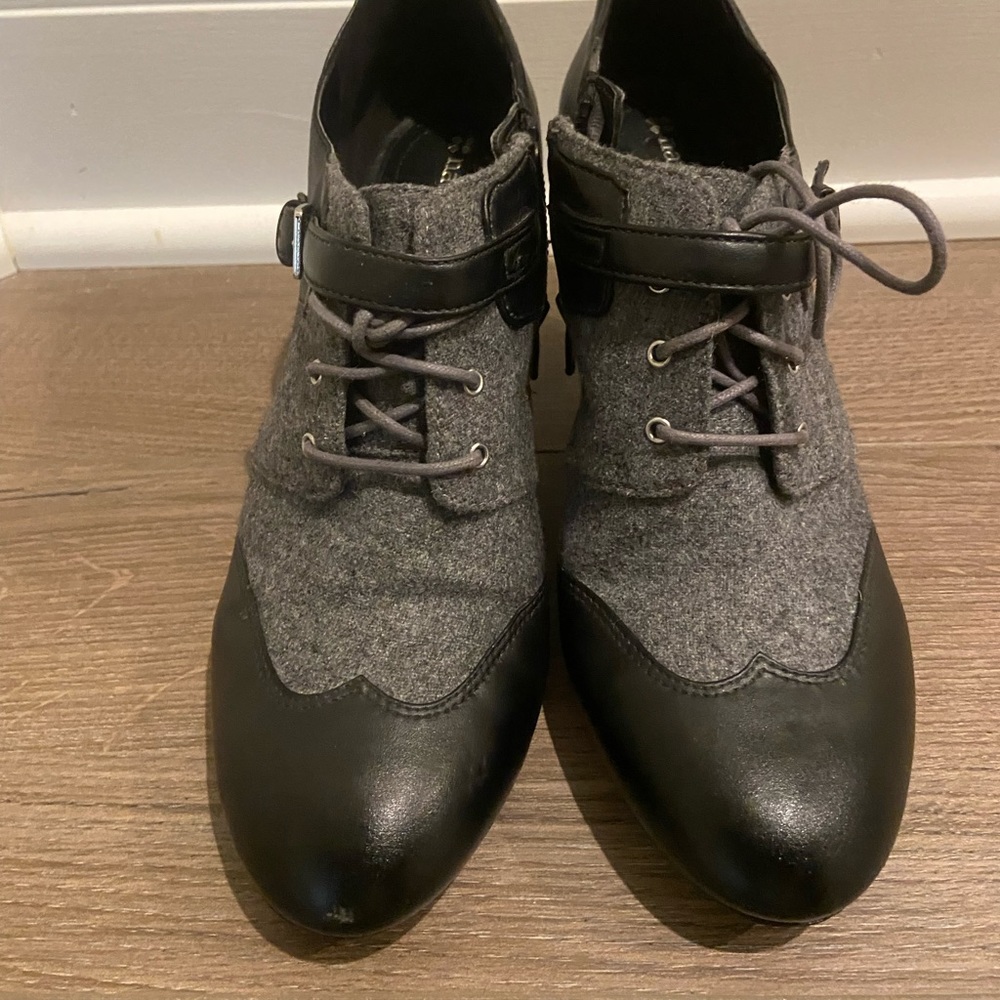 Black and grey Naturalizer shoes